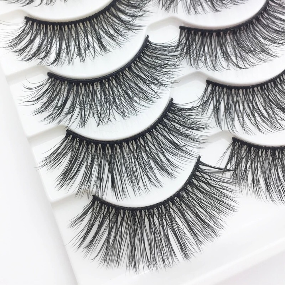 Eyelashes - Picture 5 of 6